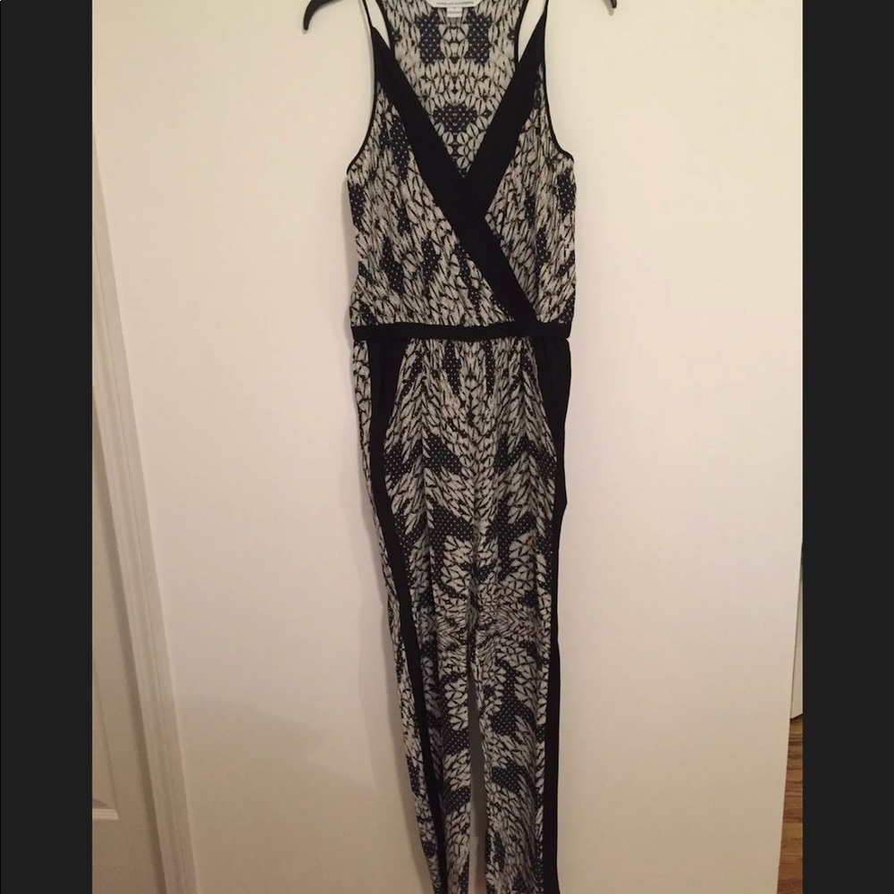 Diane von Furstenberg Jumpsuit. Size 6